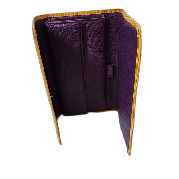 Louis Vuitton LV Sarah Epi Yellow Trifold Wallet - Picture 3 of 10